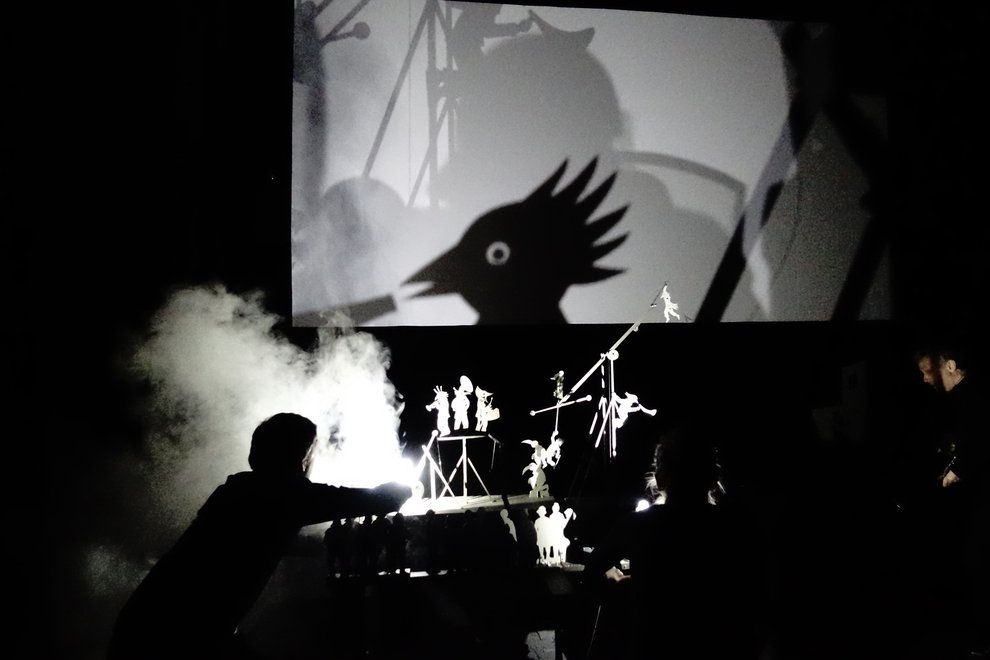 © Les ombres portées